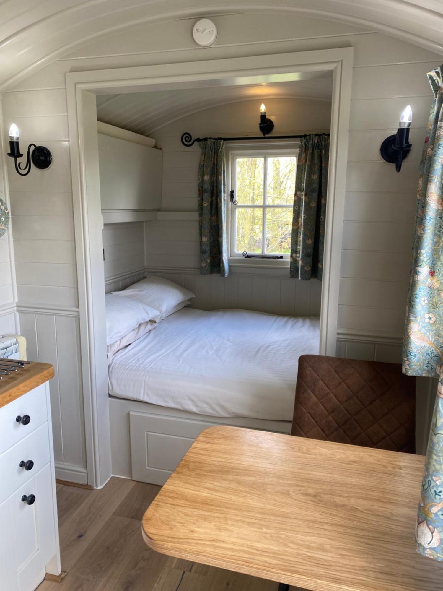 Glamping Dawn Chorus Holidays Beccles