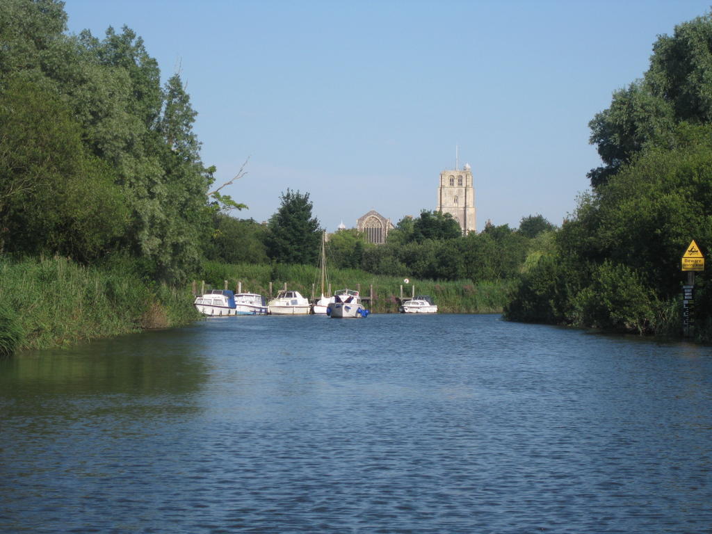Dawn Chorus Holidays Beccles