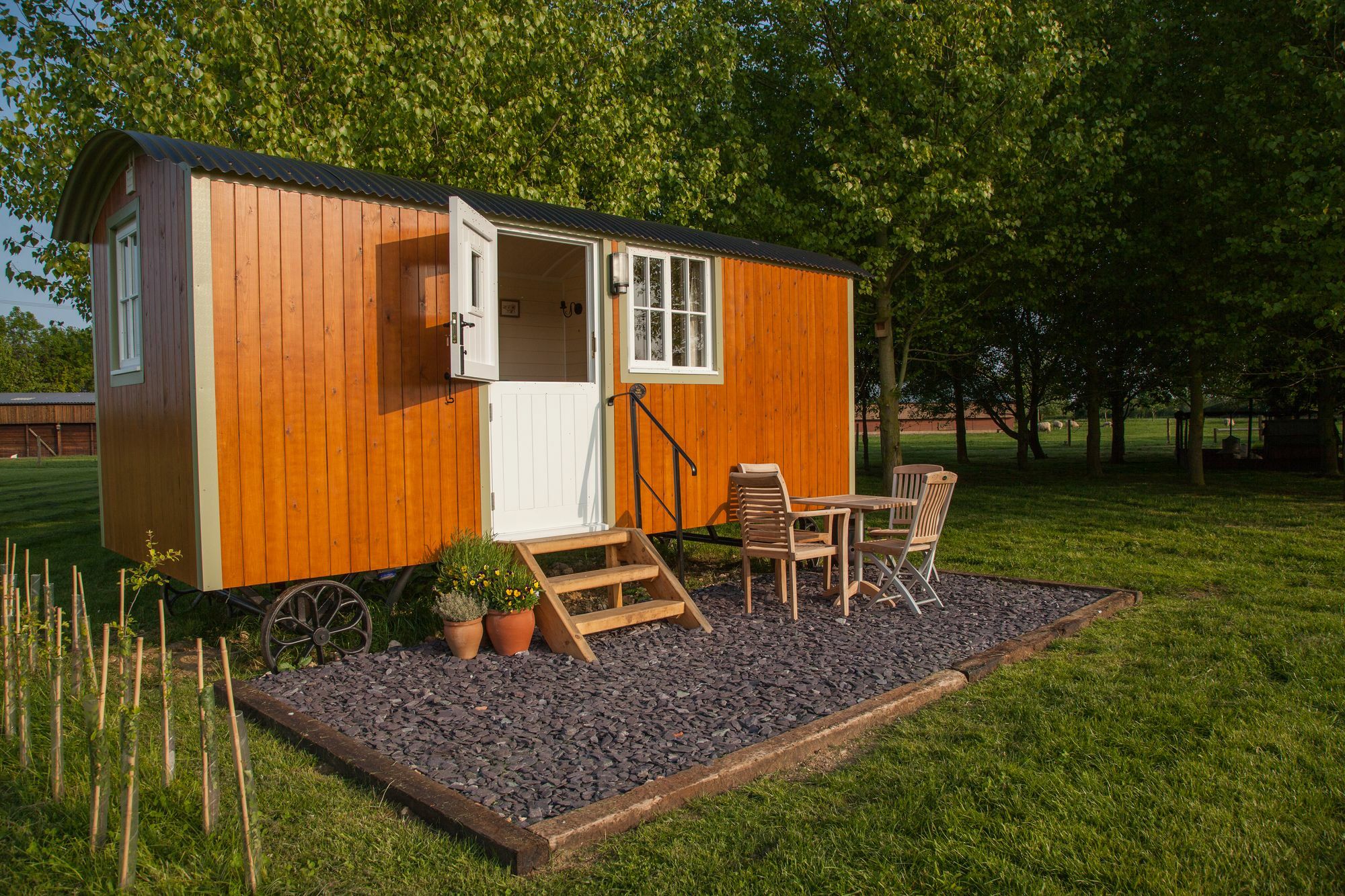 Dawn Chorus Holidays Glamping Beccles