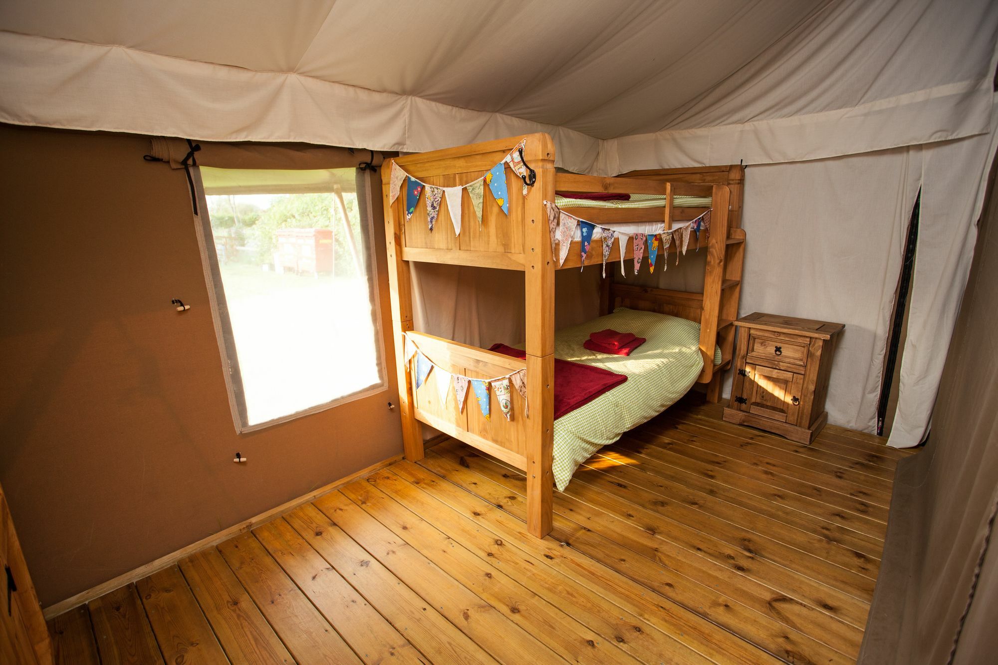 Dawn Chorus Holidays Glamping Beccles